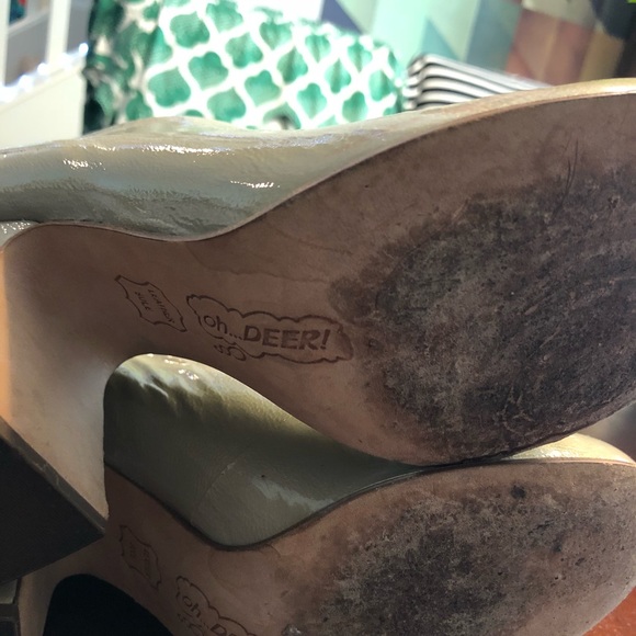 Oh...Deer! champagne booties. Size 8.5 - Picture 6 of 7